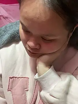 Snapshot of Thanhhuyen001 chatting on 02.09.26 Thanhhuyen001 online show from 02.09.26