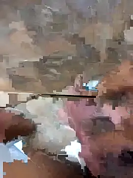 Snapshot of seoep chatting on 12.16.25 seoep online show from 12.16.25