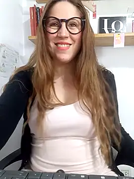SofiEsteves online show from 04.22.26