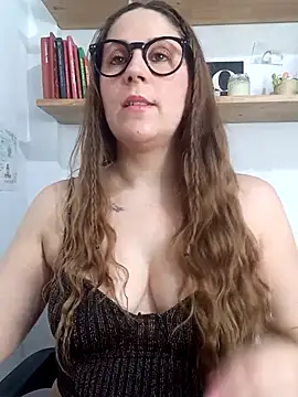 SofiEsteves online show from 05.20.26