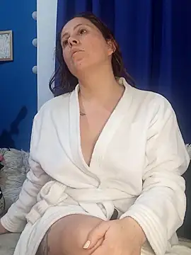 SofiEsteves online show from 05.24.26