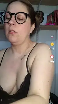 SofiEsteves online show from 07.25.26