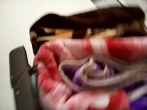 jawahir sexy squirt online show from 12.18.25