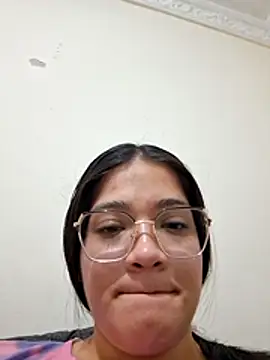 Snapshot of Valeri_hot22 chatting on 06.14.26 Valeri hot22 online show from 06.14.26