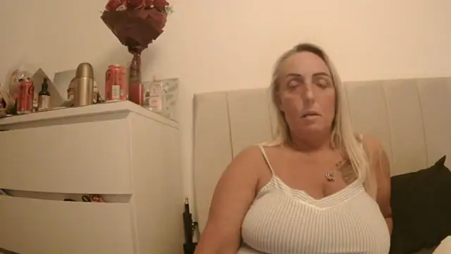 theblondecocklover online show from 04.26.26