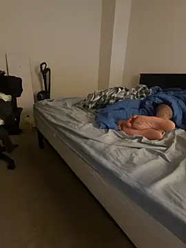 Kingbertfeet online show from 02.03.26