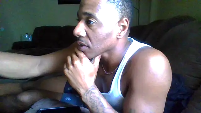 Snapshot of KingDes55 chatting on 06.19.26 KingDes55 online show from 06.19.26