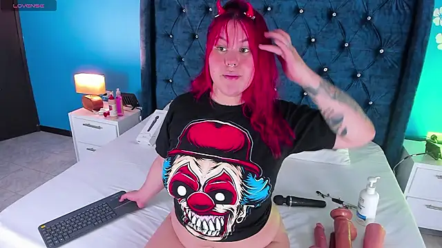 Snapshot of Issa_Clark01 chatting on 03.12.26 Issa Clark01 online show from 03.12.26