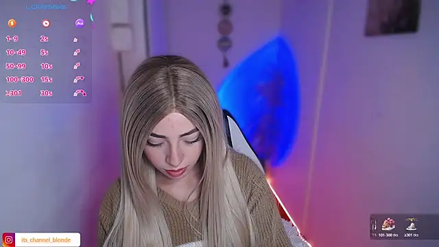 Snapshot of channel_blondee chatting on 03.13.26 channel blondee online show from 03.13.26