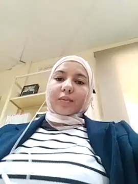 Mona139206 online show from 12.17.25