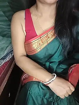 Snapshot of MAHI066 chatting on 08.05.26 MAHI066 online show from 08.05.26