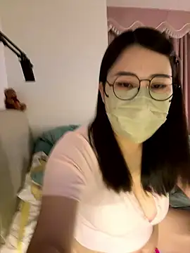 Snapshot of lele-520 chatting on 01.18.26 lele-520 online show from 01.18.26