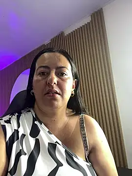 evelyn harpeery online show from 07.30.26