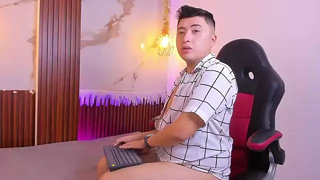 BrunoVega1 online show from 12.19.25