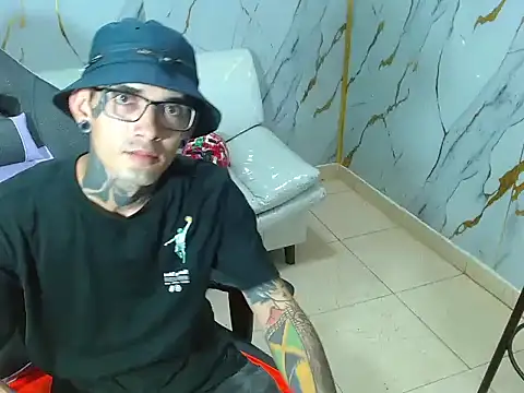 Boy tatto77 online show from 02.05.26