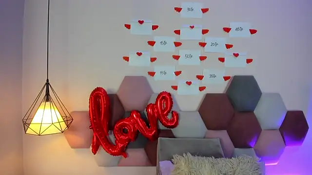 GahiaBelucci online show from 02.14.26