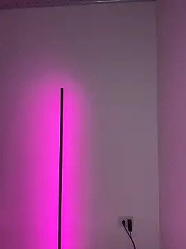 Nicollewest1 online show from 02.05.26