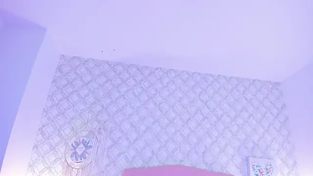 amber  ferrera online show from 03.01.26