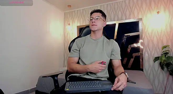 Noah Clarkk online show from 03.01.26