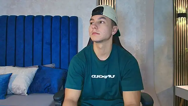Noah Clarkk online show from 06.05.26