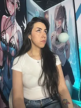 Snapshot of Sky_Girl_LS chatting on 12.18.25 Sky Girl LS online show from 12.18.25