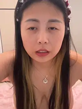 Snapshot of zzdd999 chatting on 06.25.26 zzdd999 online show from 06.25.26