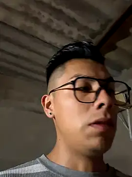 Snapshot of Marko-18 chatting on 12.23.25 Marko-18 online show from 12.23.25