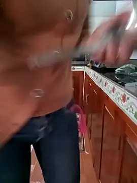 Sweet-Berryy online show from 12.19.25