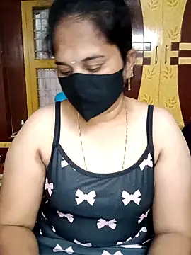 Snapshot of maduri__ chatting on 02.13.26 maduri online show from 02.13.26