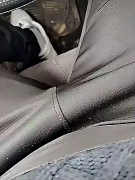 BHugo85269 online show from 02.04.26