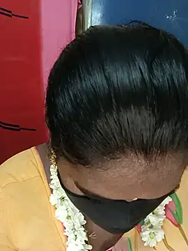 Snapshot of sirisha__9 chatting on 05.14.26 sirisha 9 online show from 05.14.26