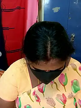 Snapshot of sirisha__9 chatting on 05.27.26 sirisha 9 online show from 05.27.26
