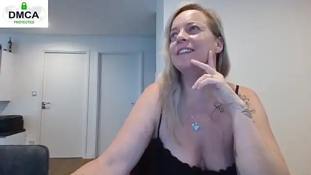 Miss-Chupagirly online show from 07.16.26