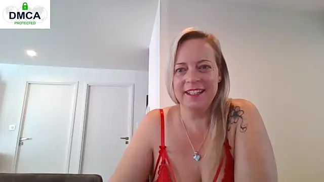 Miss-Chupagirly online show from 07.18.26