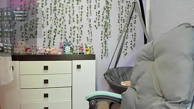 Snapshot of Yoonhee_ki chatting on 05.06.26 Yoonhee ki online show from 05.06.26