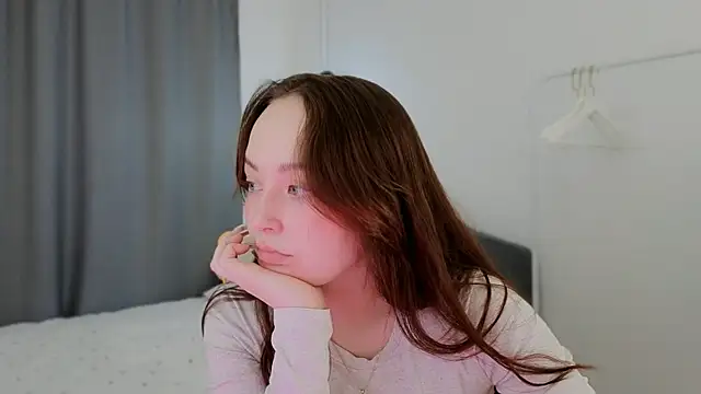 Snapshot of fallin_lovee chatting on 03.26.26 fallin lovee online show from 03.26.26