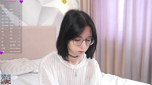 DeliaLoma online show from 03.12.26