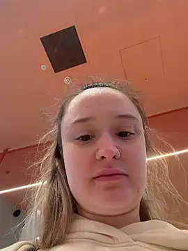 Snapshot of LilyLuck_ chatting on 02.04.26 LilyLuck online show from 02.04.26