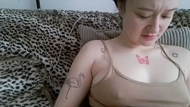 Snapshot of LilyLuck_ chatting on 03.08.26 LilyLuck online show from 03.08.26