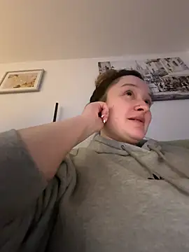 Snapshot of LilyLuck_ chatting on 03.13.26 LilyLuck online show from 03.13.26