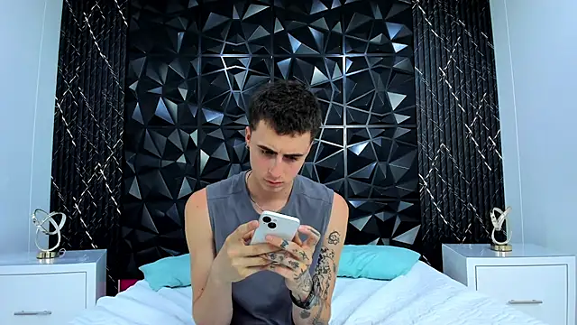 SpaceBoy1 online show from 03.17.26