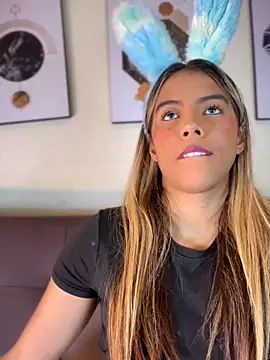 MiaSizzle online show from 03.07.26