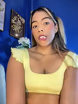 MiaSizzle online show from 03.16.26