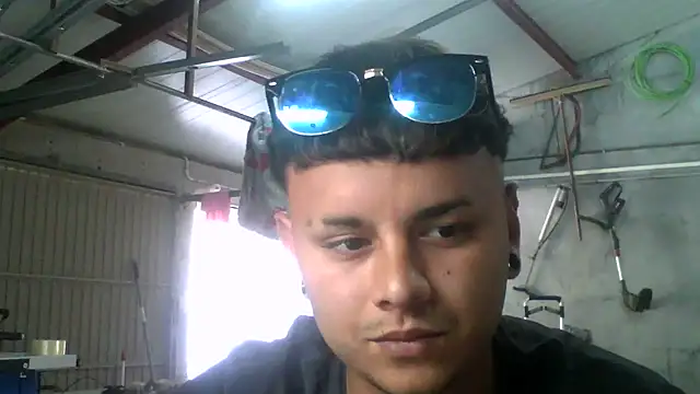 Sickbooy69 online show from 04.22.26