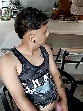 Sickbooy69 online show from 04.23.26