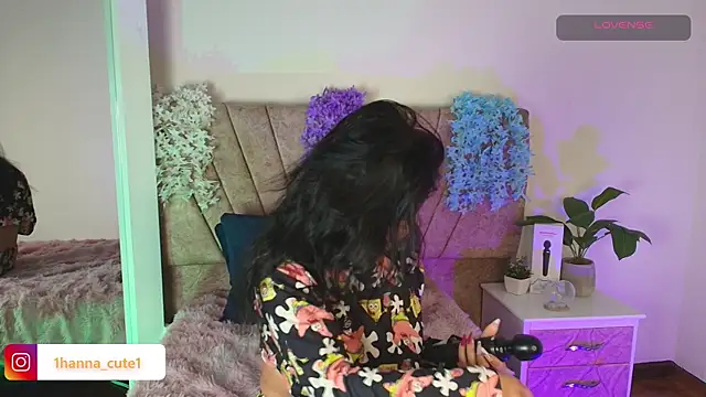 hannaa cute online show from 04.28.26