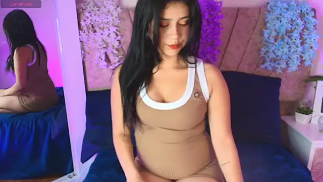 hannaa cute online show from 05.13.26