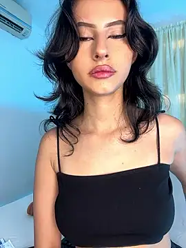 Snapshot of Zoe_mrl chatting on 01.16.26 Zoe mrl online show from 01.16.26