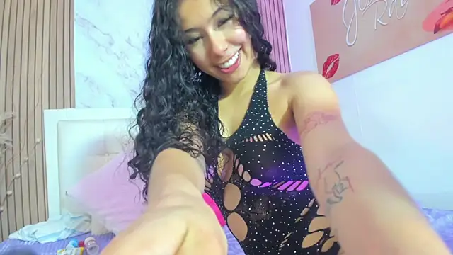 Snapshot of _Abby21_ chatting on 07.23.26 Abby21 online show from 07.23.26