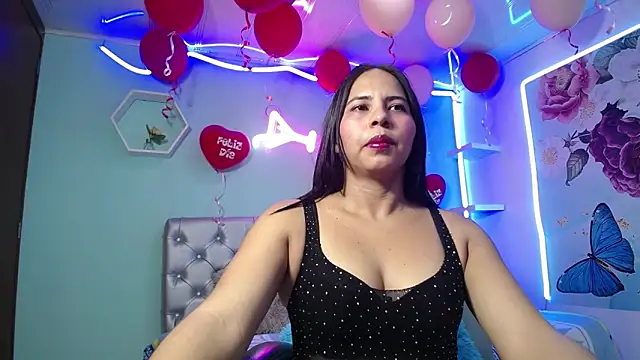 nicol ross19 online show from 02.15.26